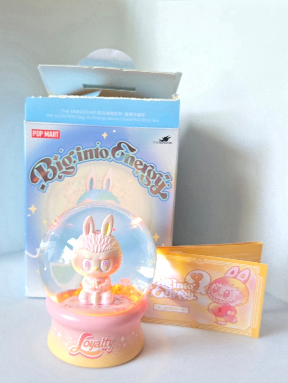 POP MART Big into Energy Snow Globe - Loyalty - Picture 2 of 9